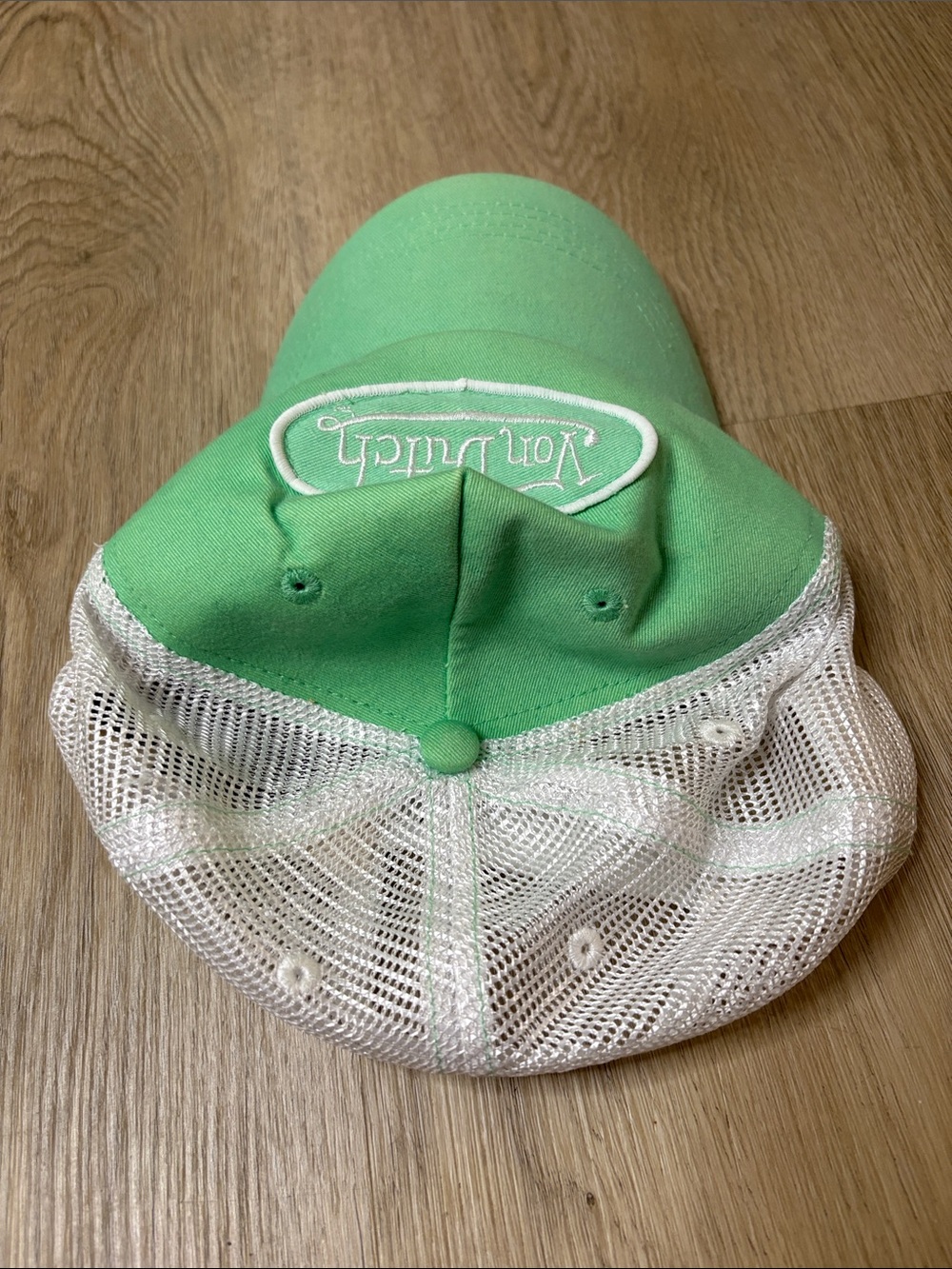 Von Dutch Lime Mint Green Velvet Trucker Hat Good Condition Y2K 90s streetwear - Picture 3 of 7